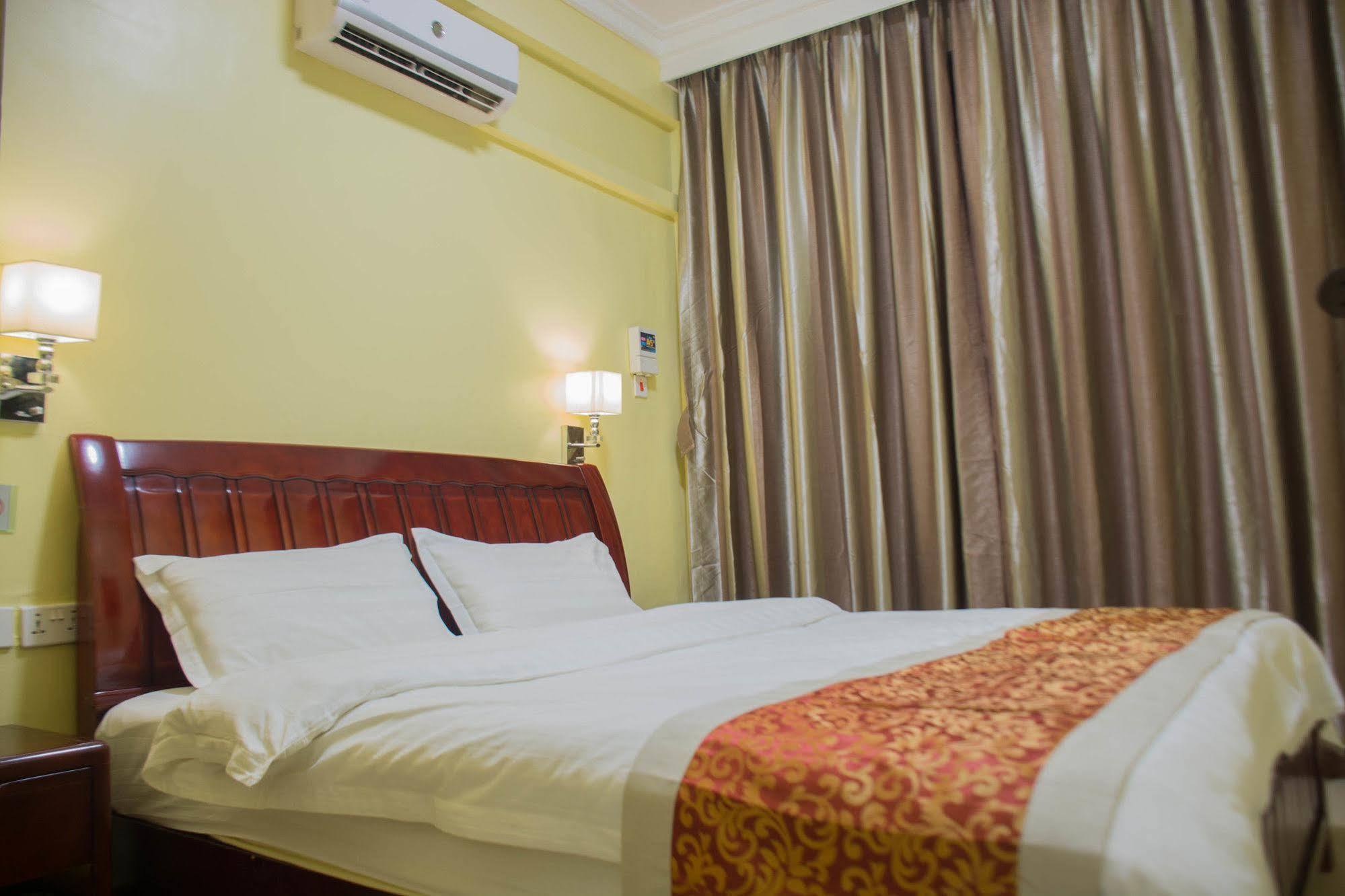 Hong Kong Hotel Dár Al-Szalám Kültér fotó